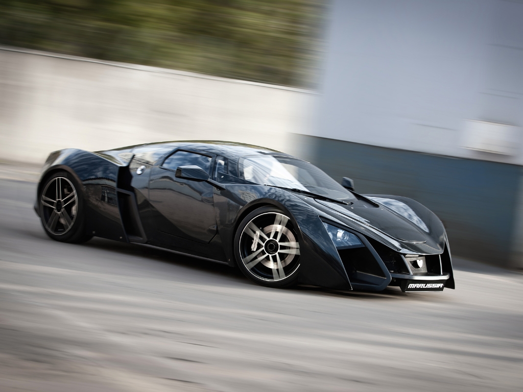 Marussia-B2-2010-Side-View.jpg